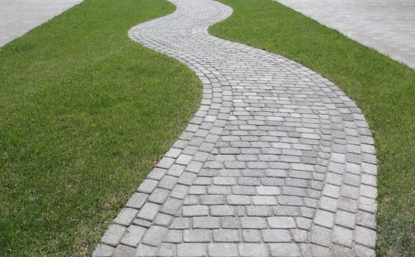 Cost of Walkway Paving in Arroyo Grande
